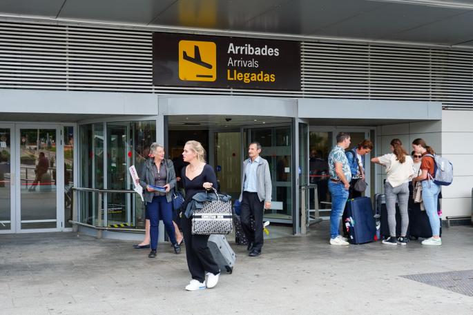 Los trabajadores de Trablisa exigen medidas urgentes en el Aeropuerto de Valencia