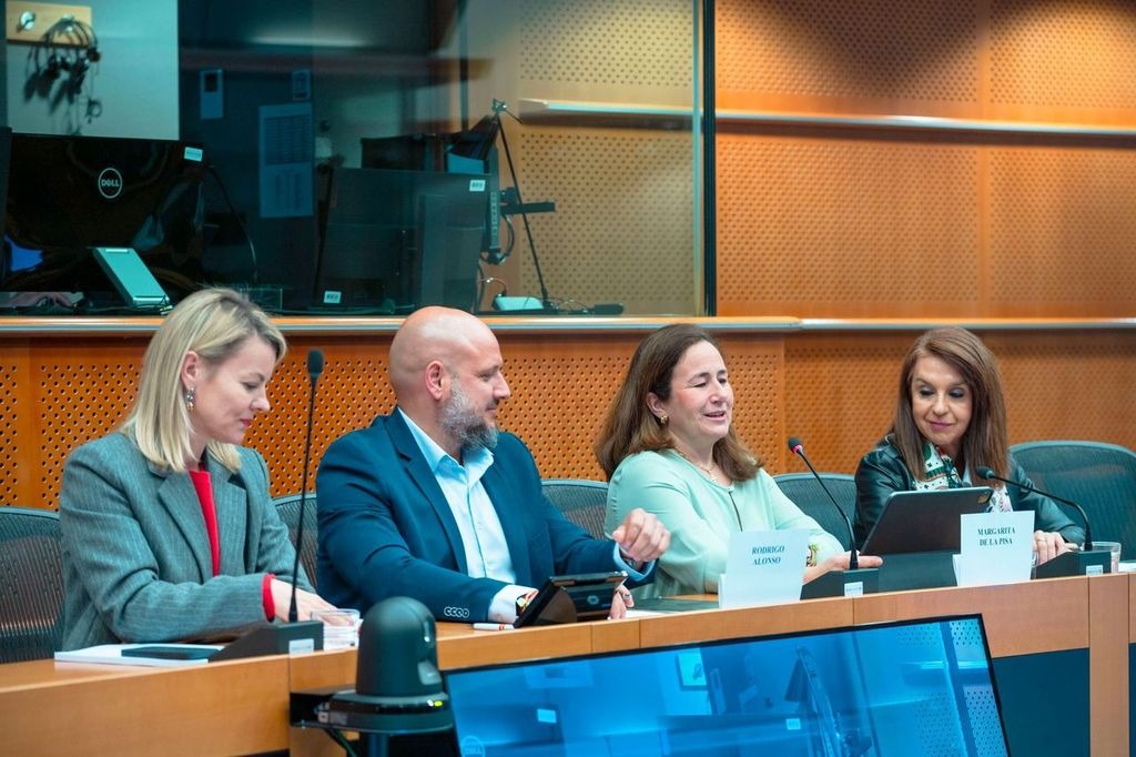 Solidaridad y VOX Europa unen fuerzas en Bruselas para poner en valor la función social de la empresa